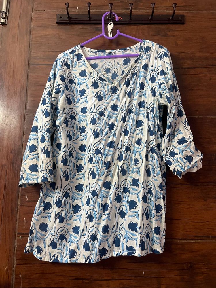 SHORT KURTI