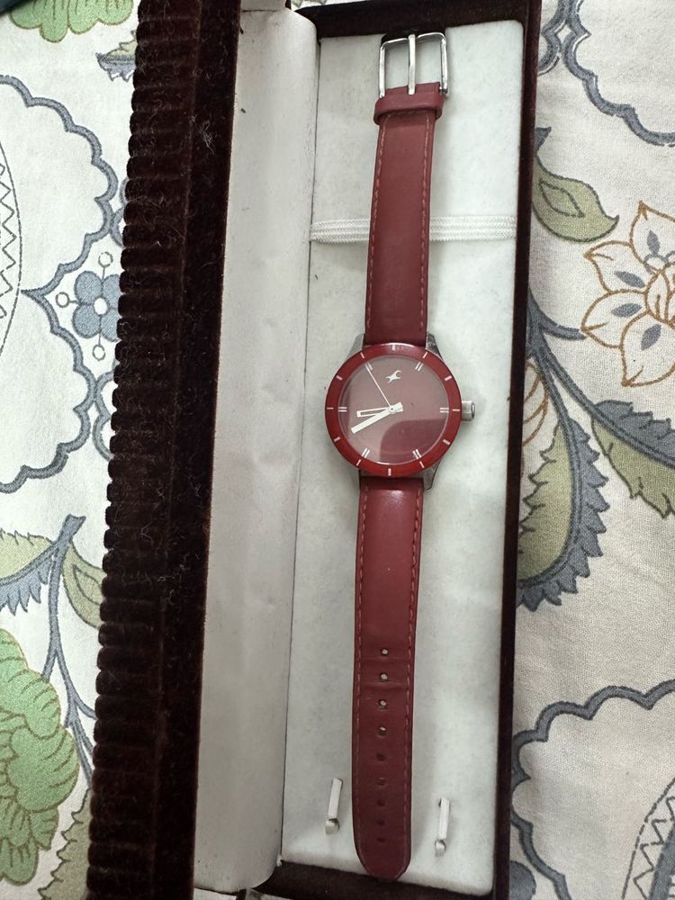 Fastrack Quartz Analog Red Dial Leather Strap Watc
