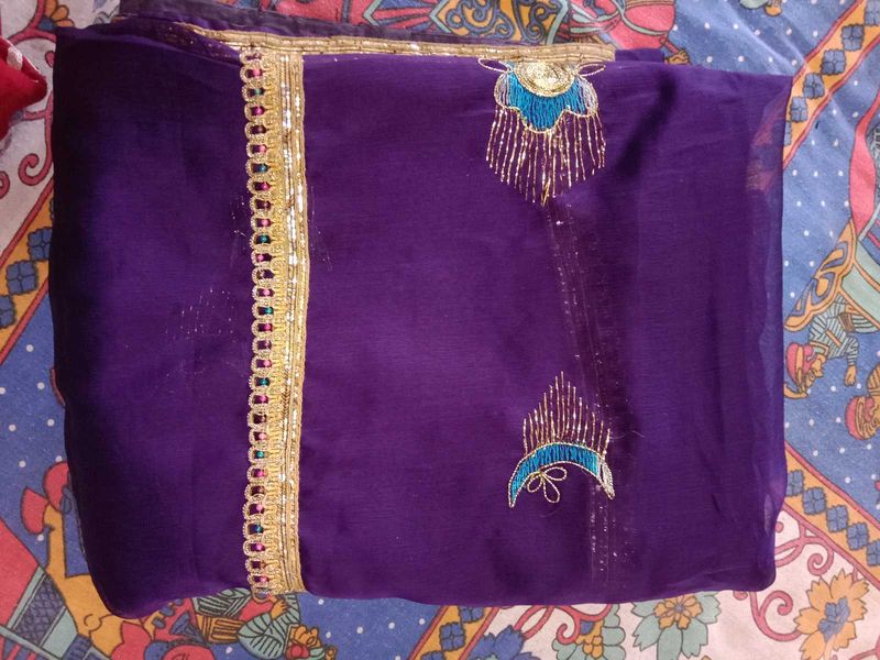Elegant Purple Saree with Embellishments but blous