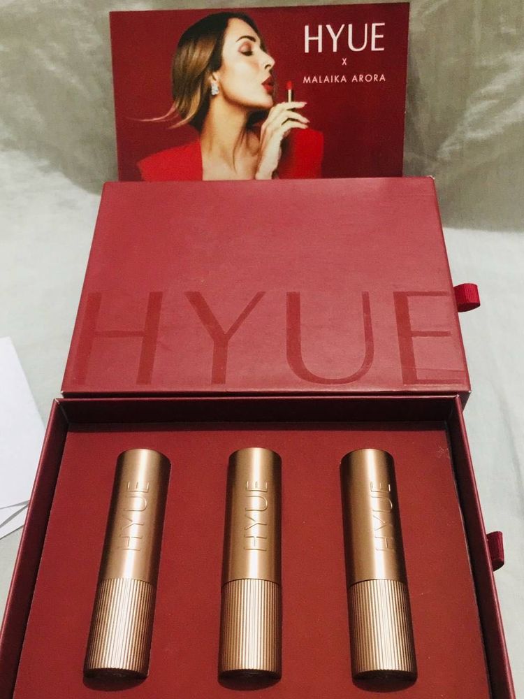 HYUE Velvet Lip Kit in Berries x Malaika Arora