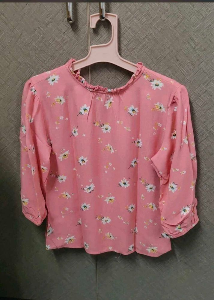 Pink Floral Puff Sleeve Top