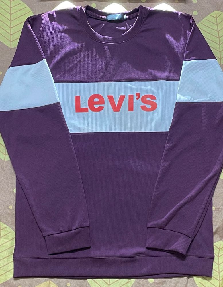 Purple 🪻💜 Levi's Sweatshirt