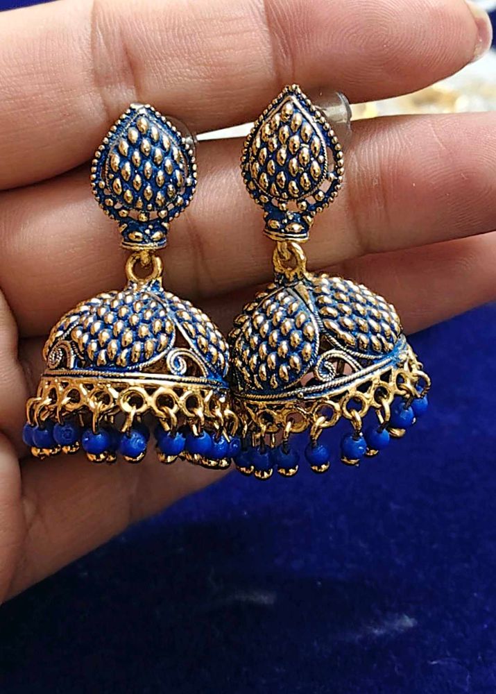 Exquisite Blue &amp; Gold Jhumka Earrings