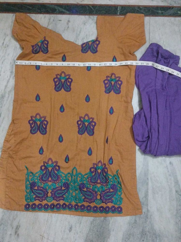 Embroidered Kurta and Pant Set