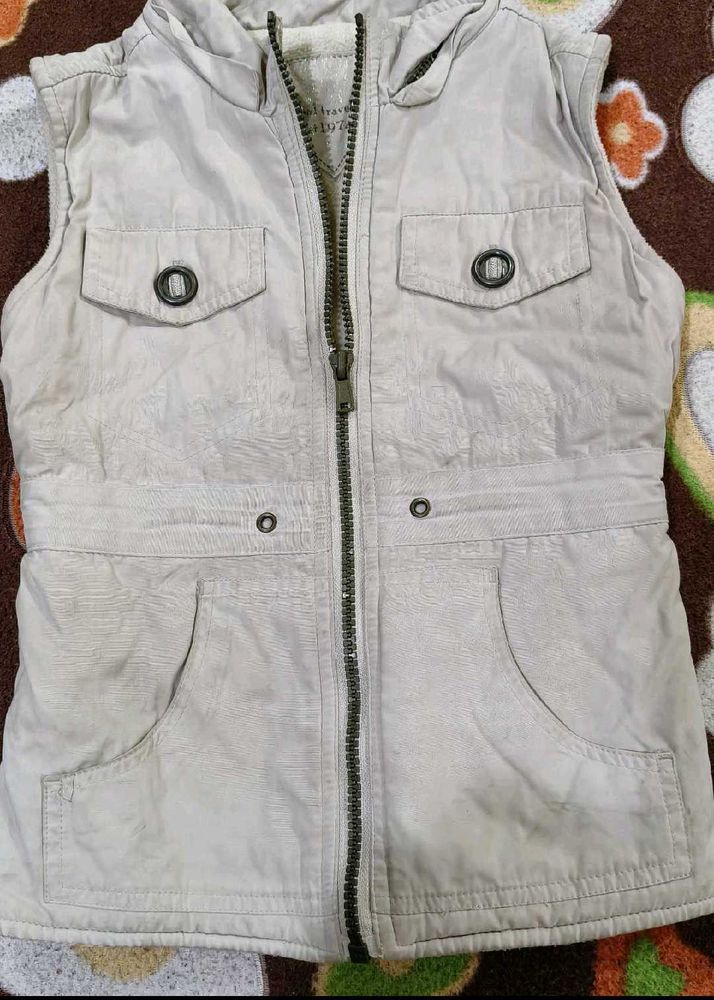 Sleeveless Unisex Jacket