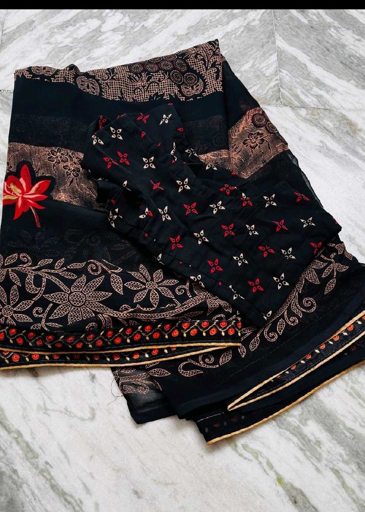 black saree with blouse