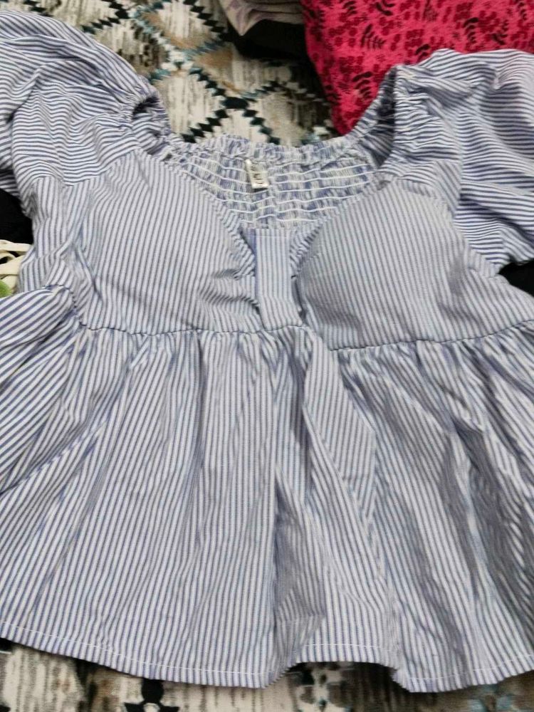 Cute Striped Puff Sleeve Top