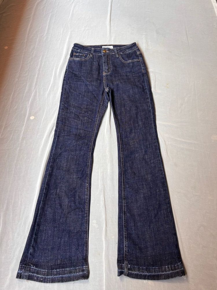 Dark blue Jeans