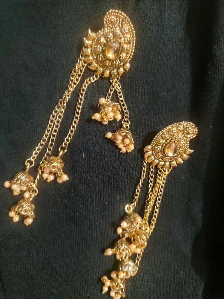 Beautiful kashmiri Gold Toned Jhumka Earrings