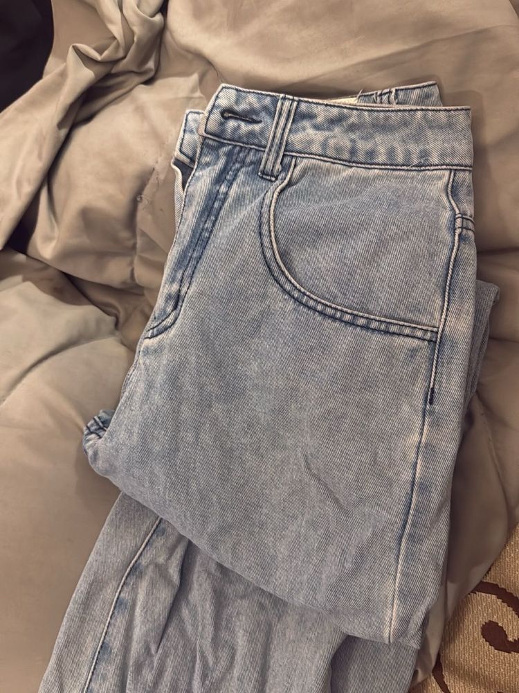 Light Wash Denim Jeans