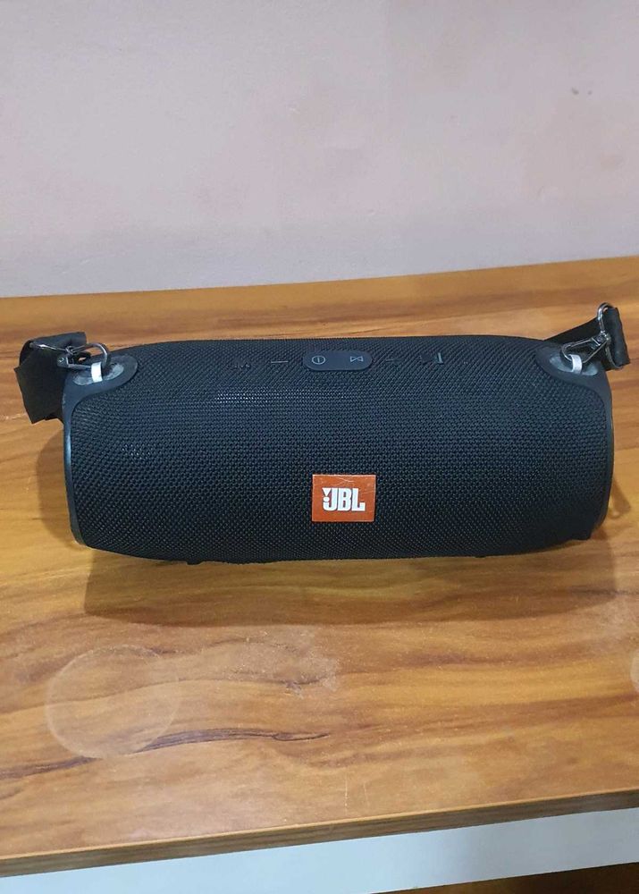 JBL Extreme Portable Bluetooth Speaker
