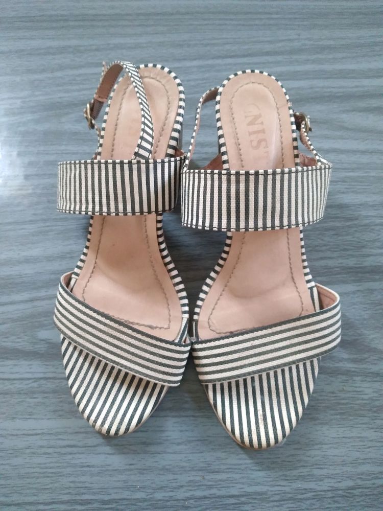 Black And White Heels
