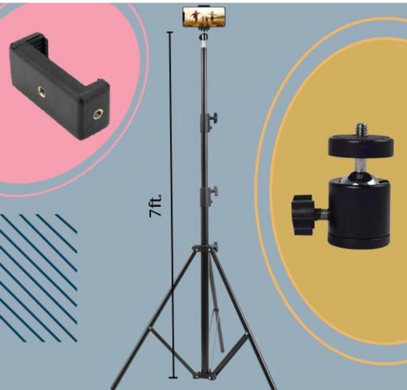 7 ft. Extendable Tripod Stand