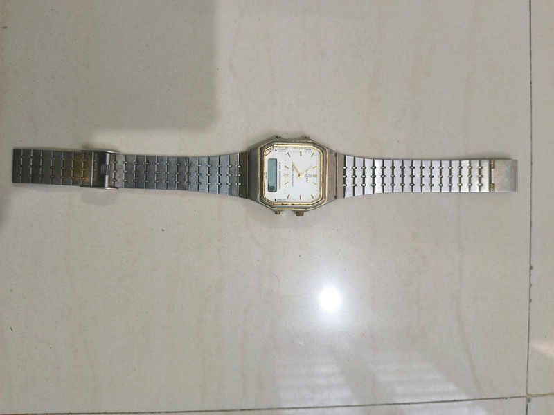Vintage analog- Digital Analog Watch