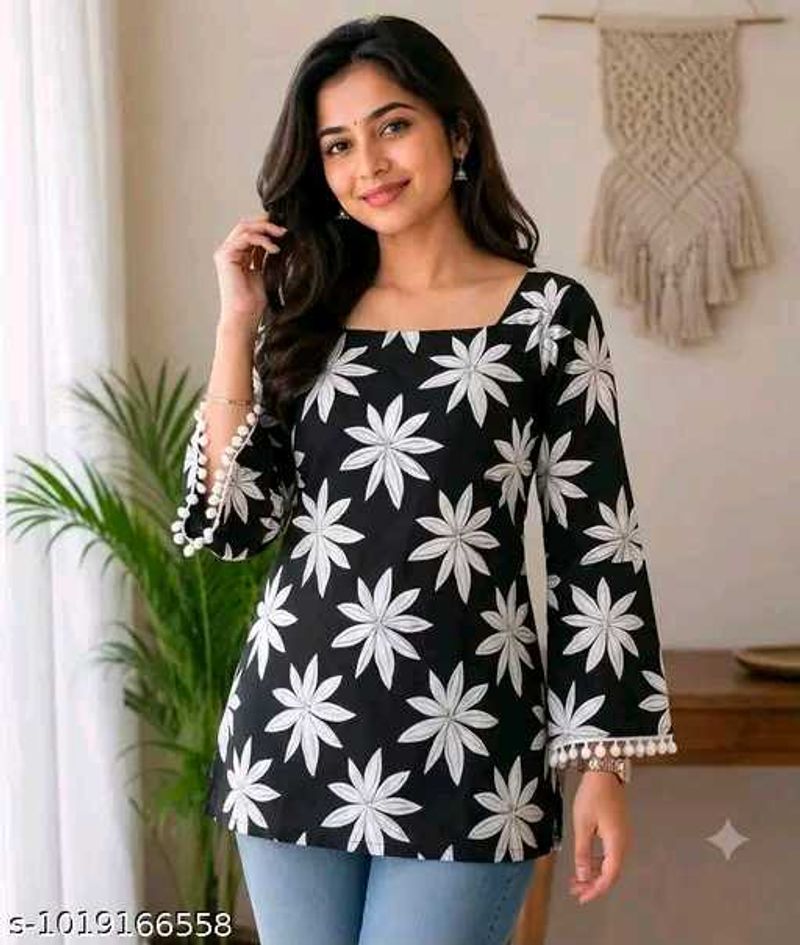 Stylish Black &amp; White Floral Kurta