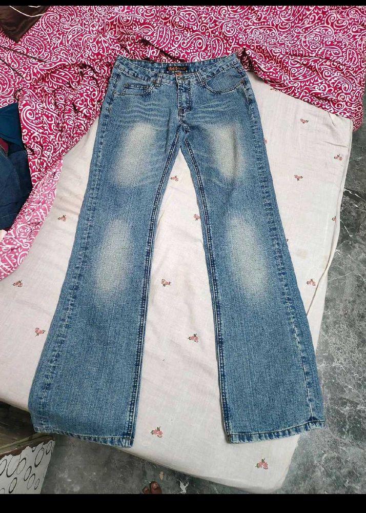 Light Wash Flared Jeans