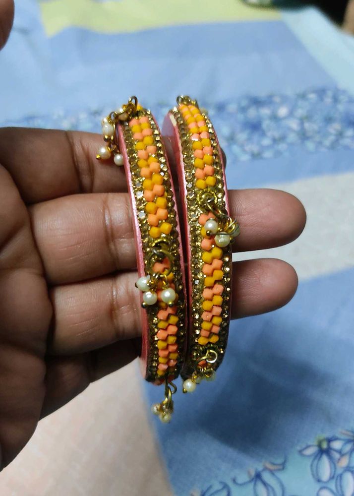 latkan bangles