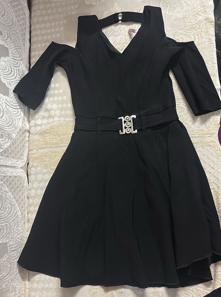 Chic Black off Shoulder Dress and dangree