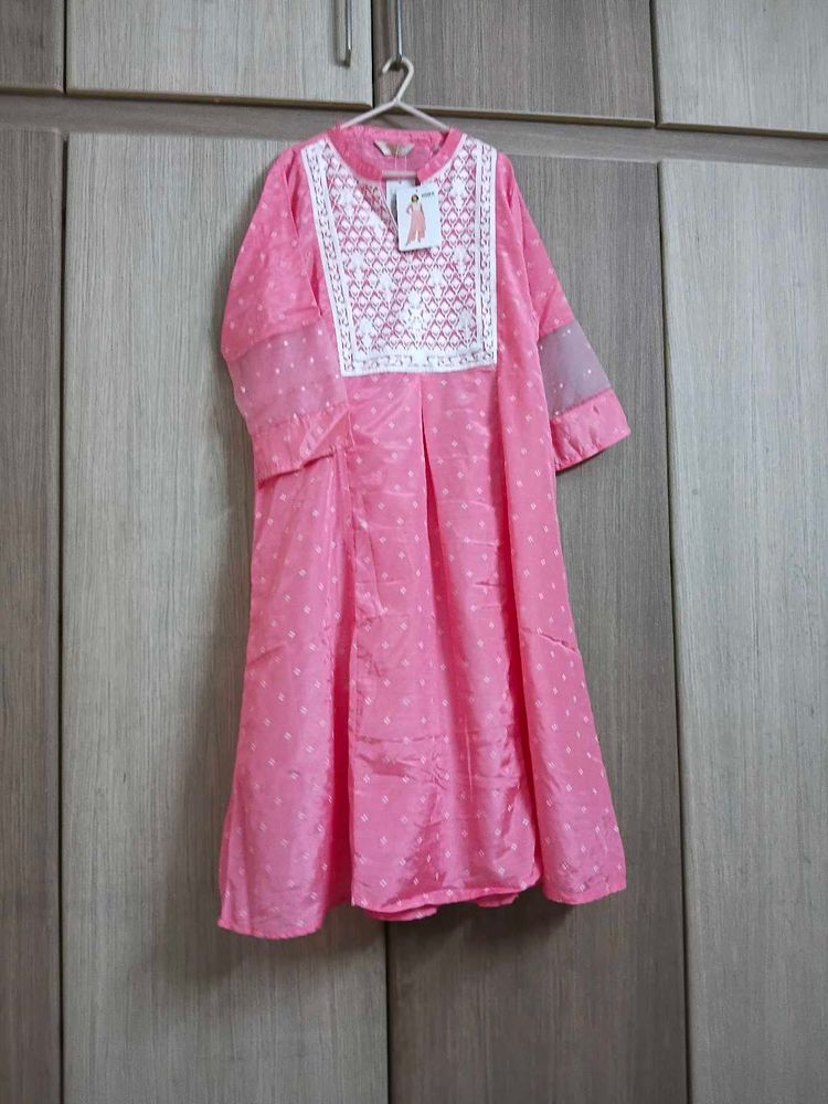 Pink Kurta with pant  White Embroidery