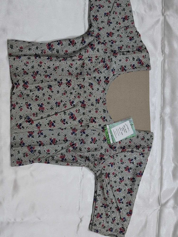 Grey  Stretchable Blouse With Flowers