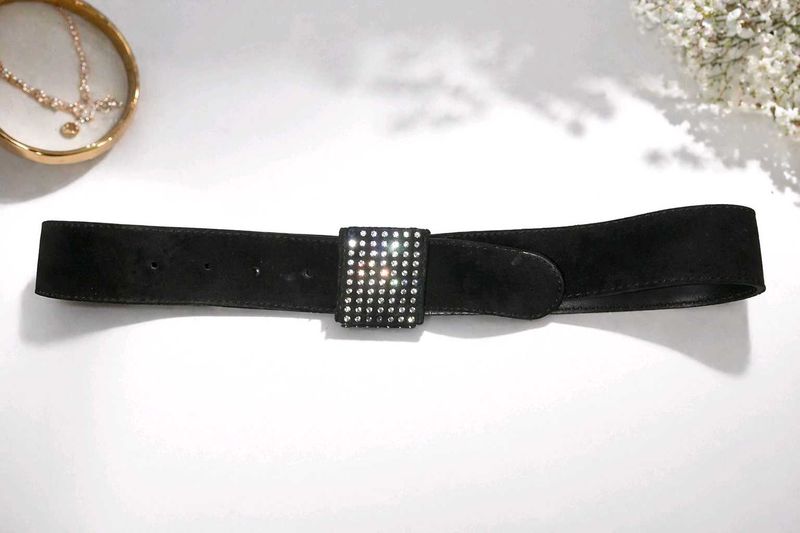 🥂 French Connection Black Belt — Crystal 🔮