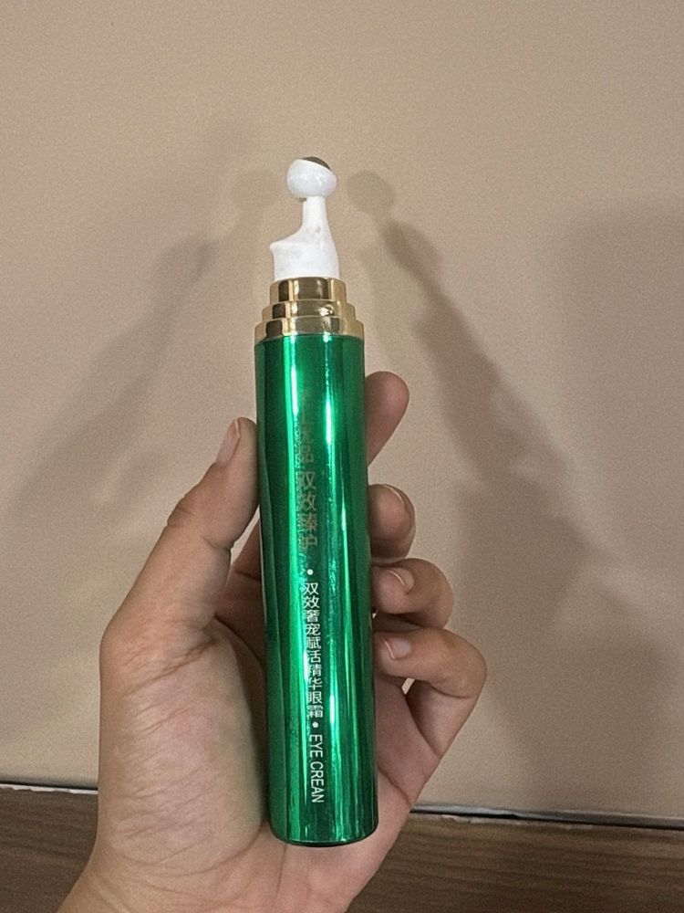 Green Eye Cream Roller