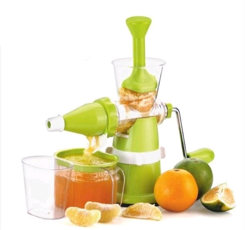 🎉Price Negotiable 🎁 UniQ Omega Mini Hand Juicer