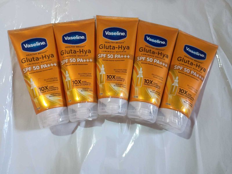 pack of 12 Vaseline Gluta-Hya SPF 50 PA+++ Sunscre