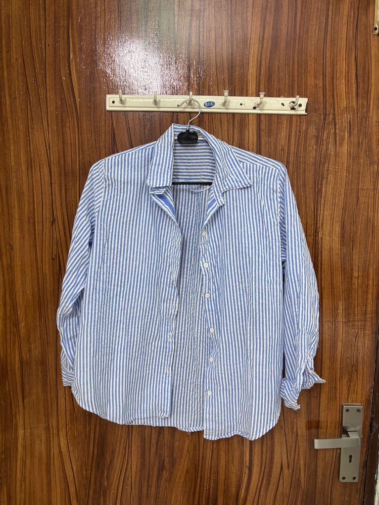 women 's Blue Striped Casual Shirt