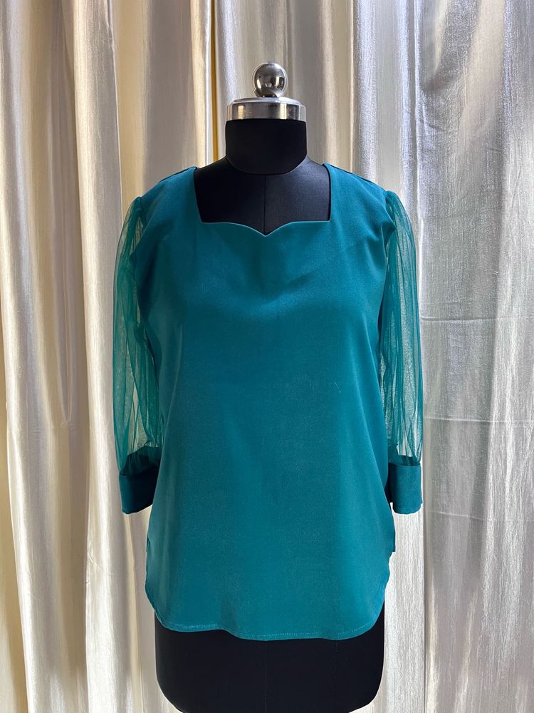 Green mesh formal tops