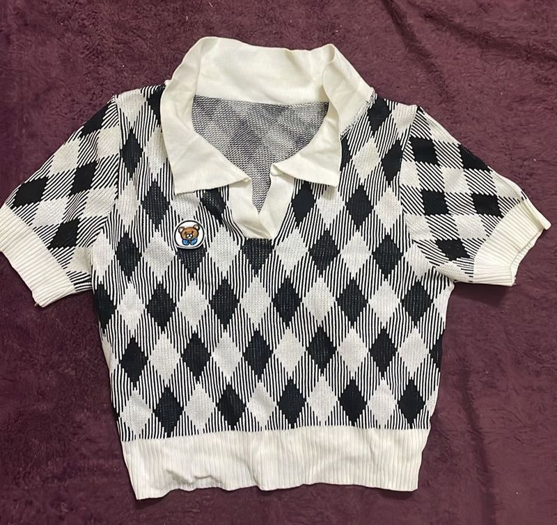 Argyle Patterned Crop Top