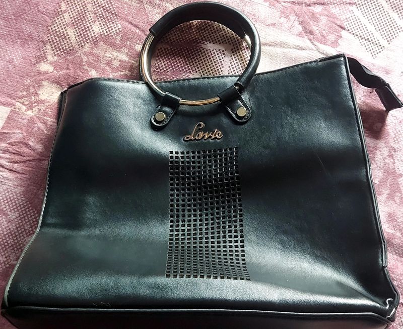 Lavie Black Hand Bag