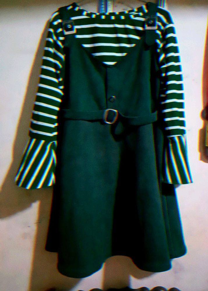 Pretty Girl Wear Green 💚 Frock With Beautiful Top
