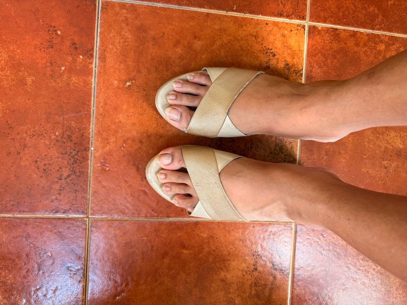 Stylish Beige Cross-Strap Sandals