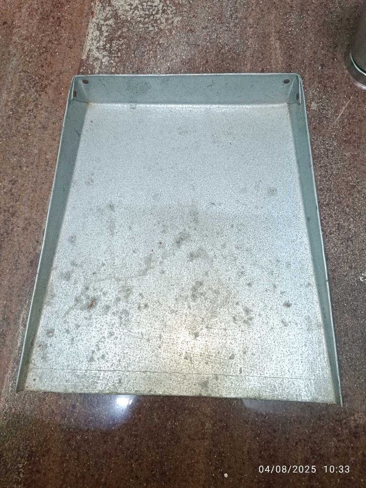 Vintage Aluminum Tray For Sweeping