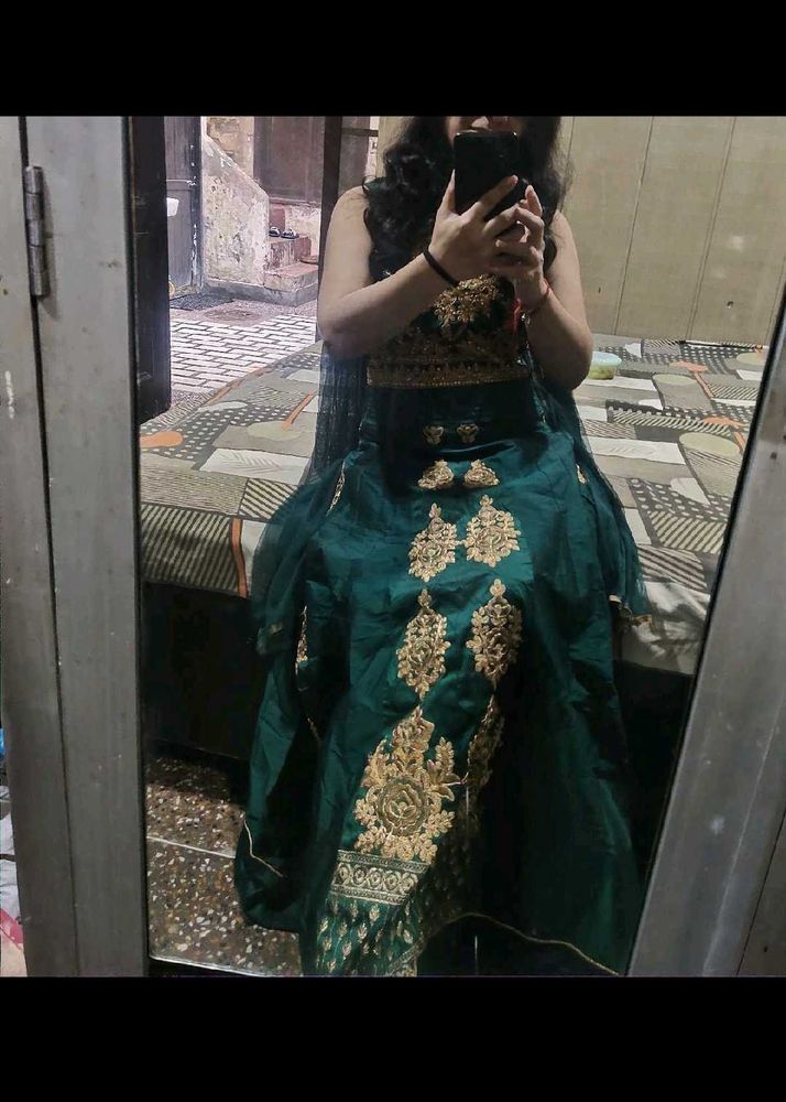 Elegant Emerald Green gown dupata