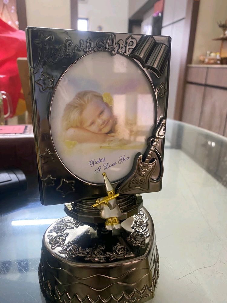 Musical Photo Frame