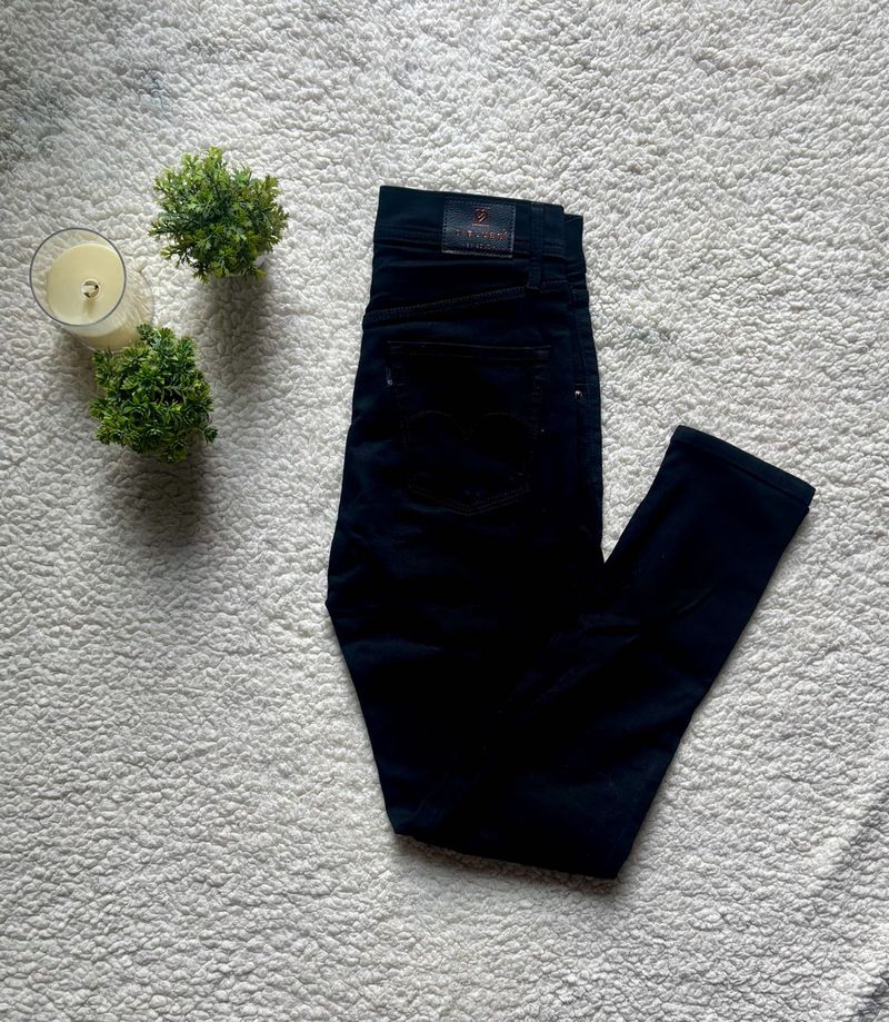 Classic Black Slim Fit Jeans