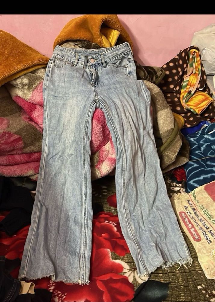 Trendy Flare Leg Jeans