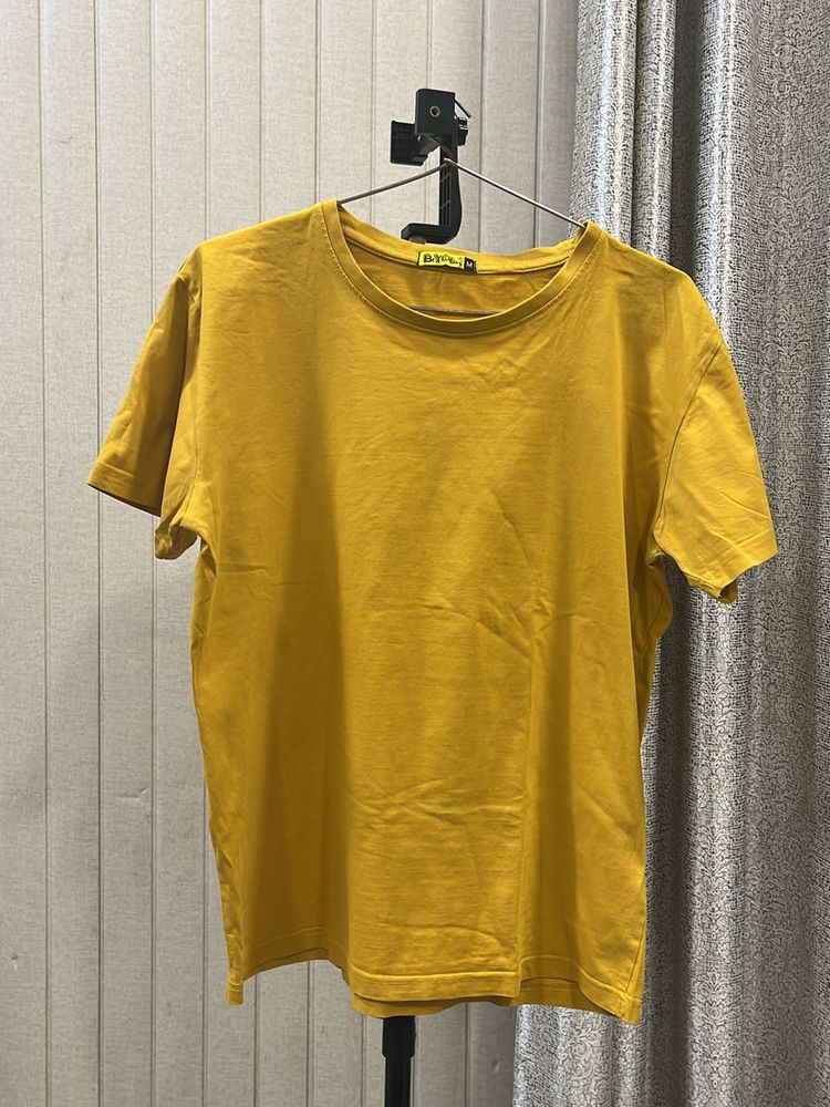 Yellow T-shirt