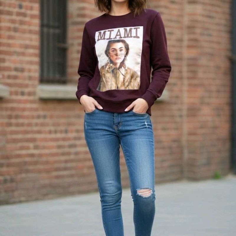 Maroon Graphic Print Sweatshirt