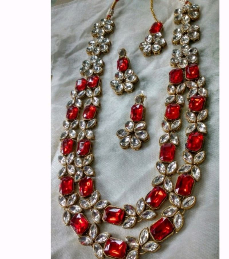 Elegant Red Stone Necklace Set