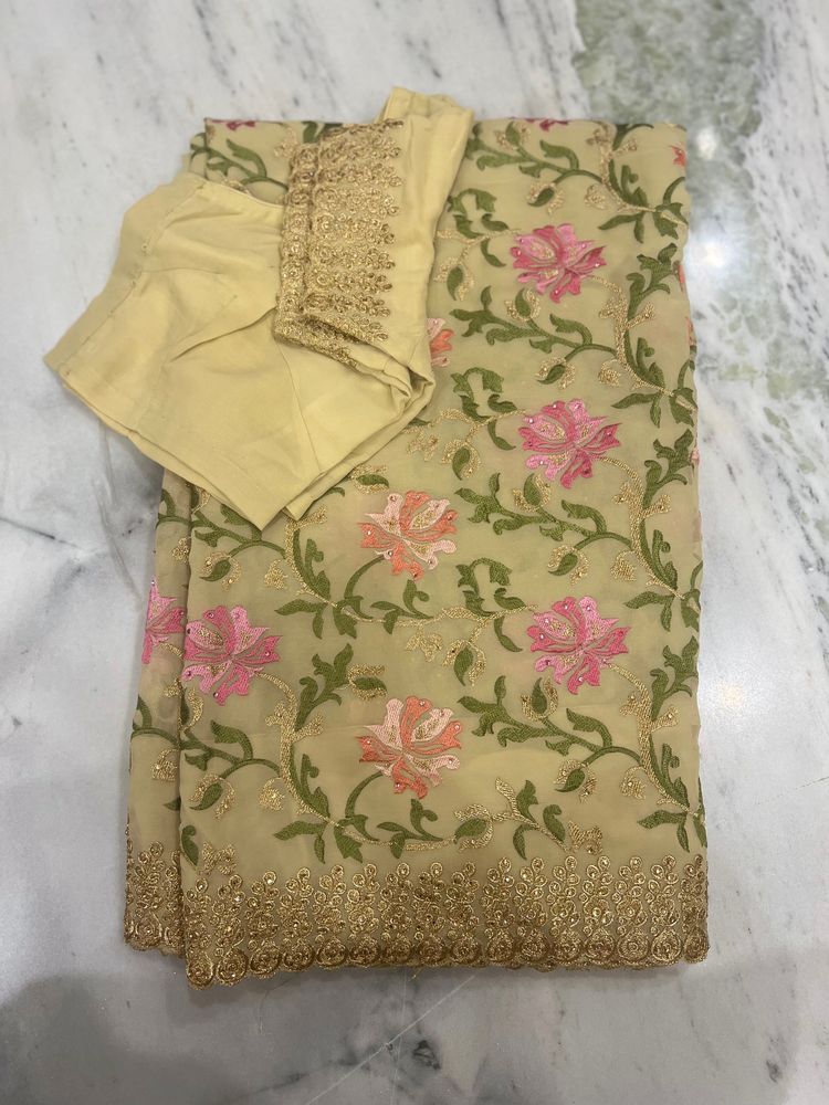 Georgette Saree With Full Thread Work