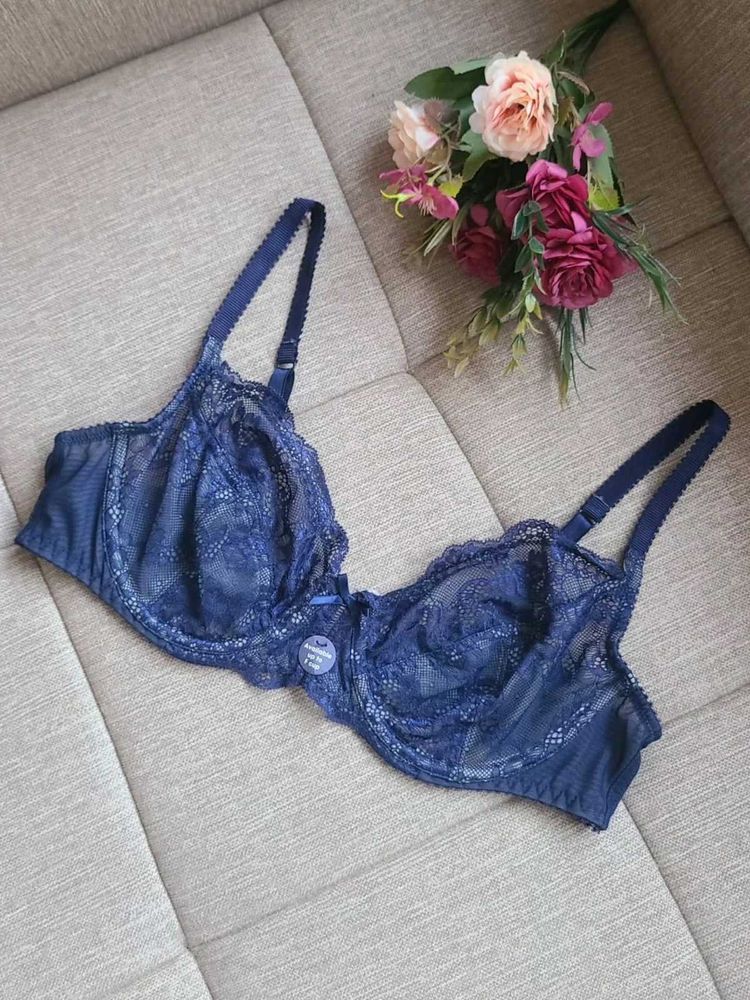 Elegant Lace Bra