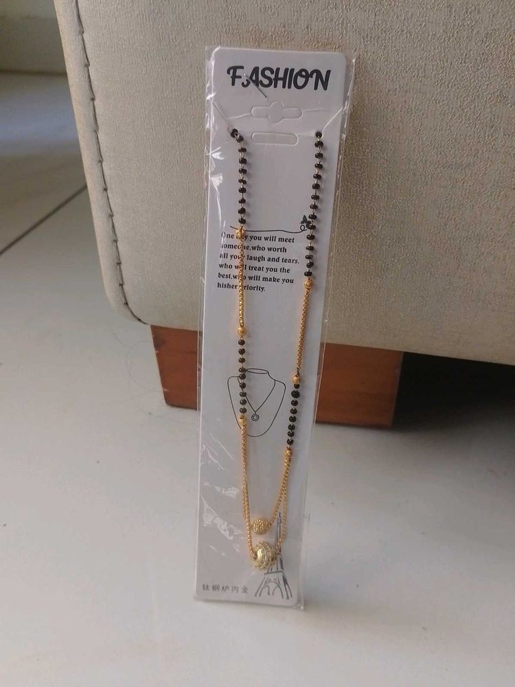 Elegant Gold &amp; Black Beaded Necklace