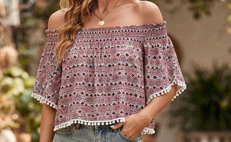 Off-Shoulder Ethnic Top(NEW)