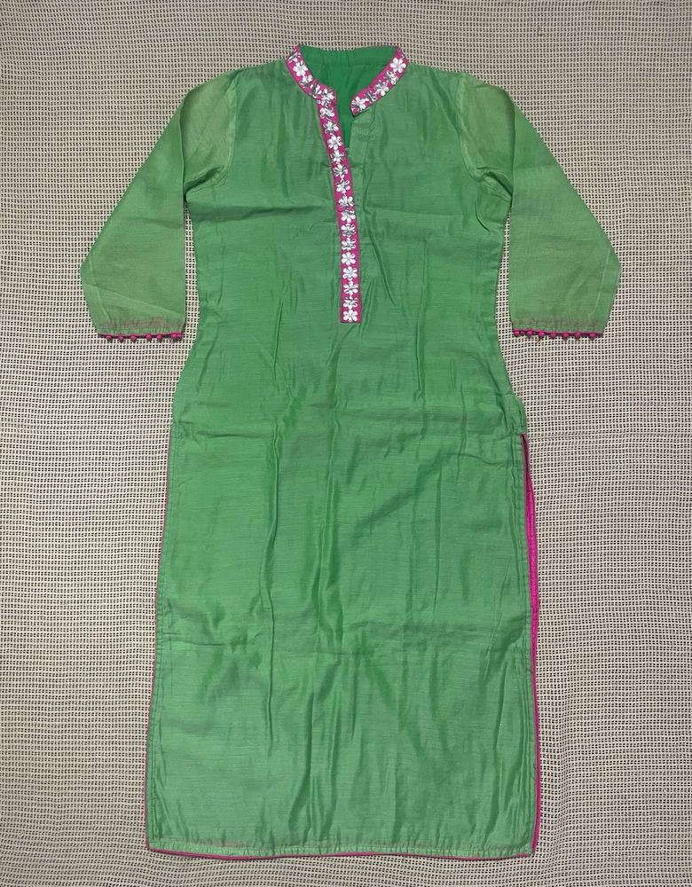 Green Embroidered Kurta