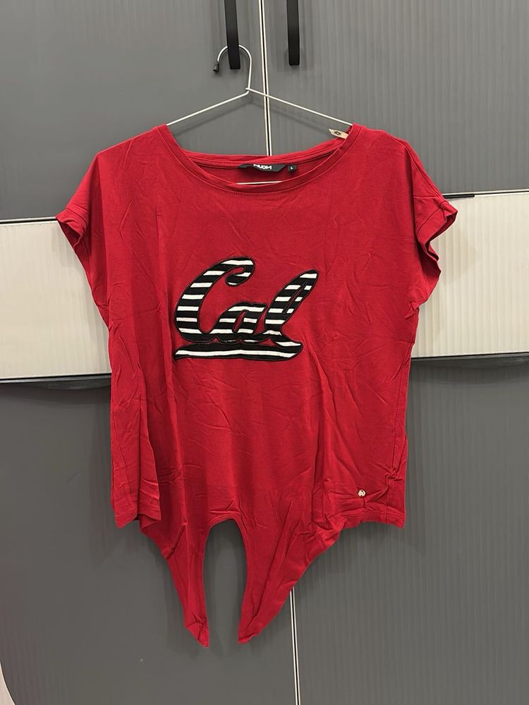 Red Graphic Print T-Shirt