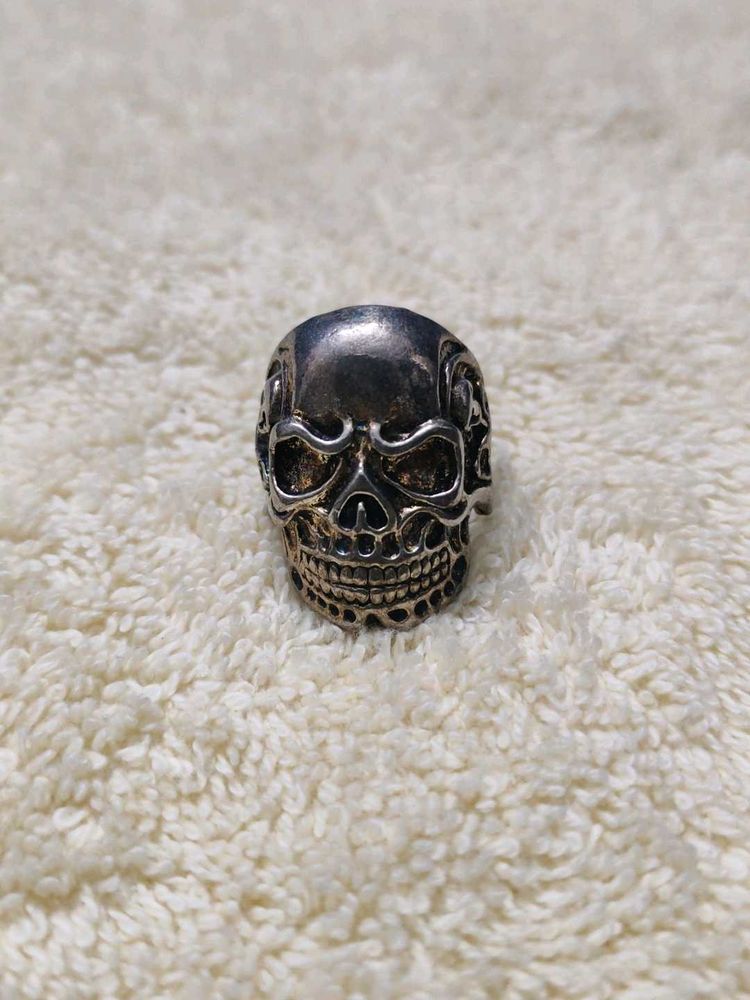 Unique Skull Ring - Statement Piece