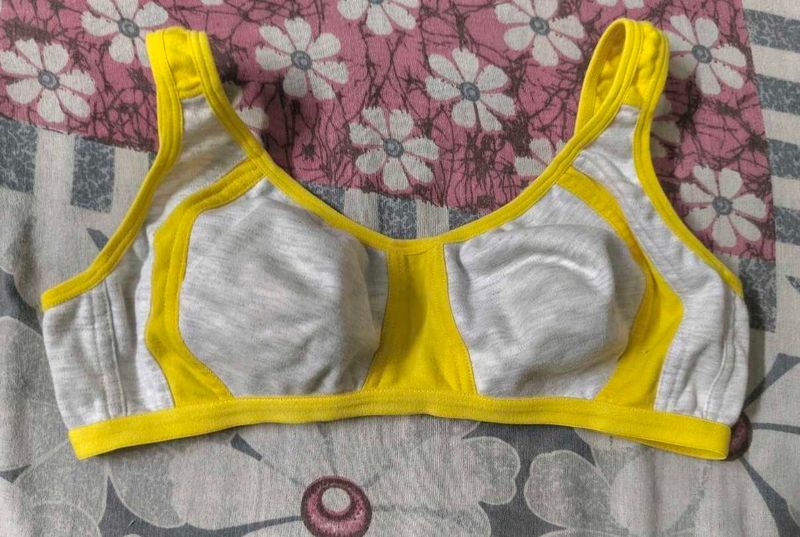🌷💛Comfortable Sports Bra 💛🌷